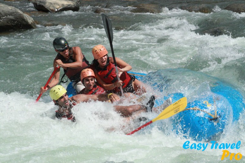 White Water Rafting Savegre River